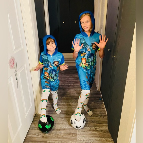 ... - Picture 9 of 12